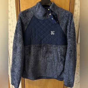 Fuzzy Quilted Pullovet